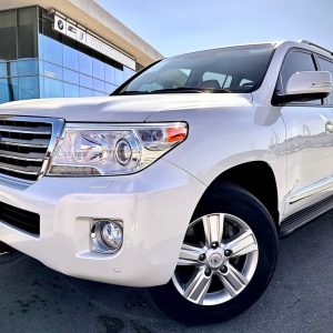 2015 Toyota Land Cruiser Base