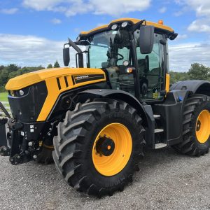 2019 JCB FASTRAC 4220