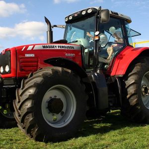 2010 MASSEY FERGUSON 6490