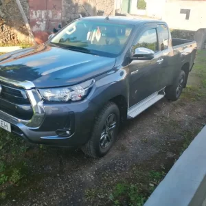 2021 Toyota Hilux 2.4 D-4D A/T 4WD 4p